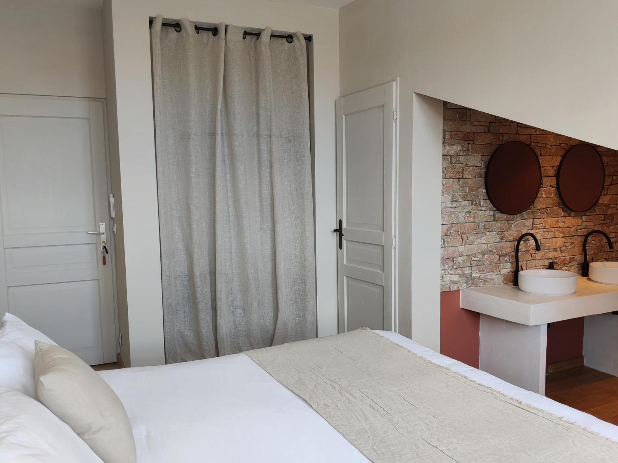Chambres D'Hotes - Bed And Breakfast Les Palmiers Mèze Værelse billede